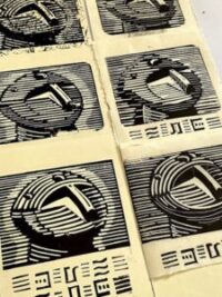 La omisión de alegar la nulidad de pleno derecho en un recurso especial no impide que el Tribunal la declare por razones de interés público.